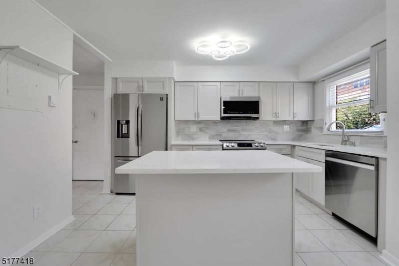 100 Pierson Miller Dr B1