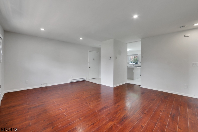 100 Pierson Miller Dr B1