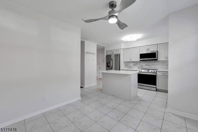 100 Pierson Miller Dr B1