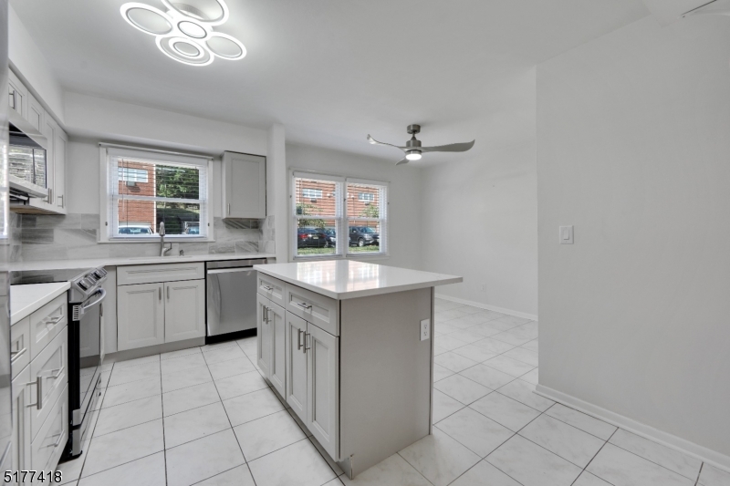 100 Pierson Miller Dr B1