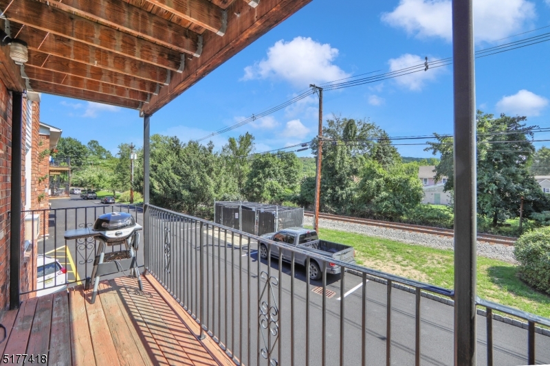 100 Pierson Miller Dr B1