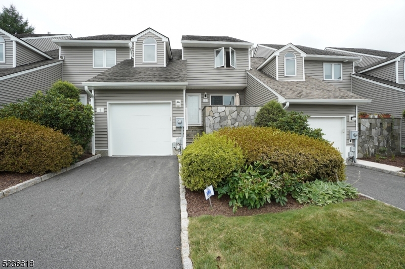 7 Bayowski Rd