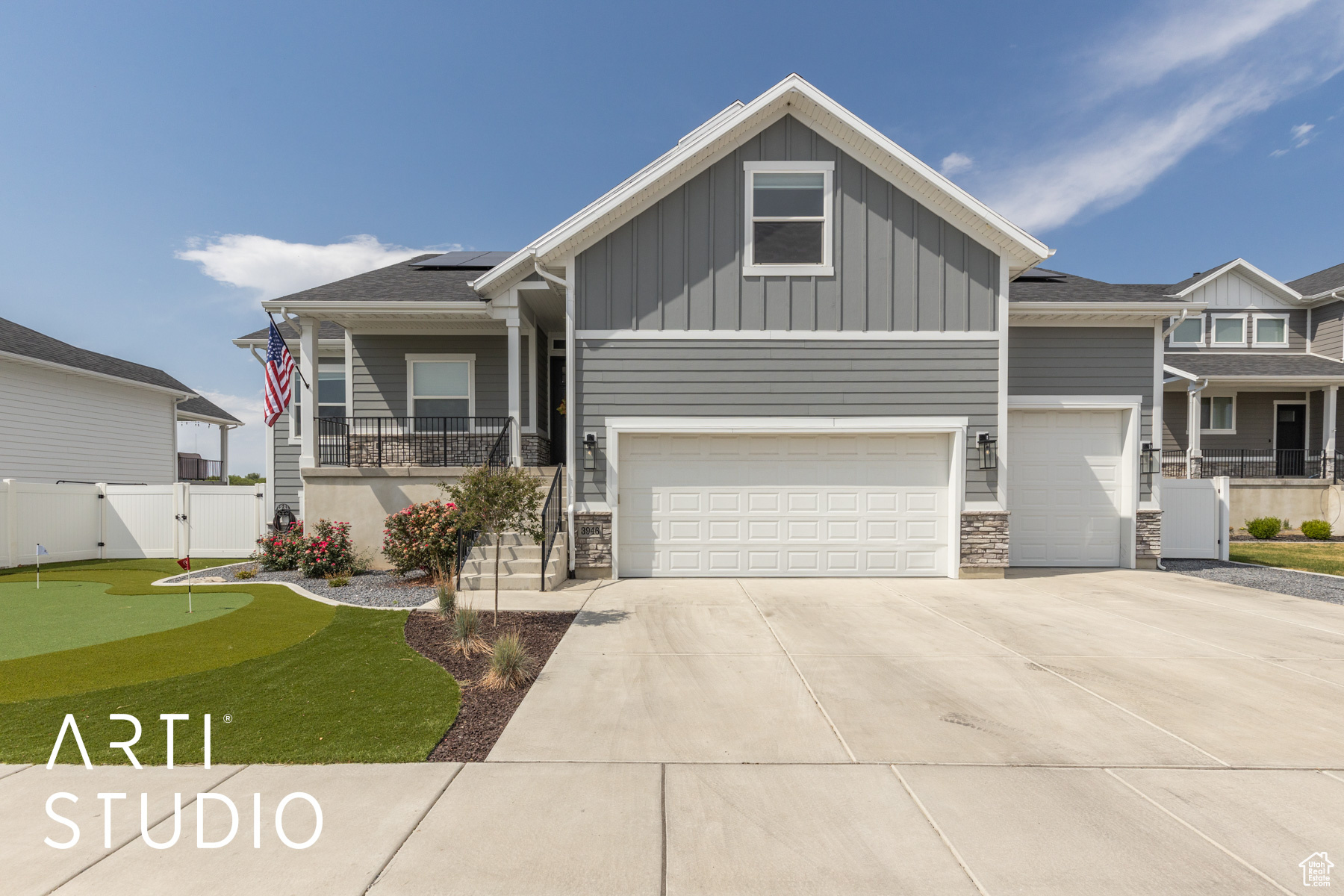 3946 W 2875 N