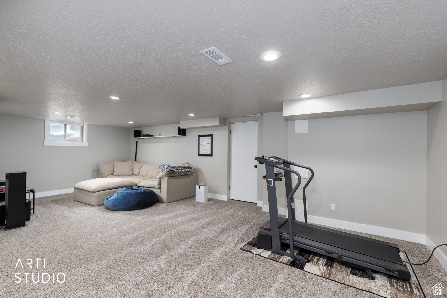 3254 N 400 W