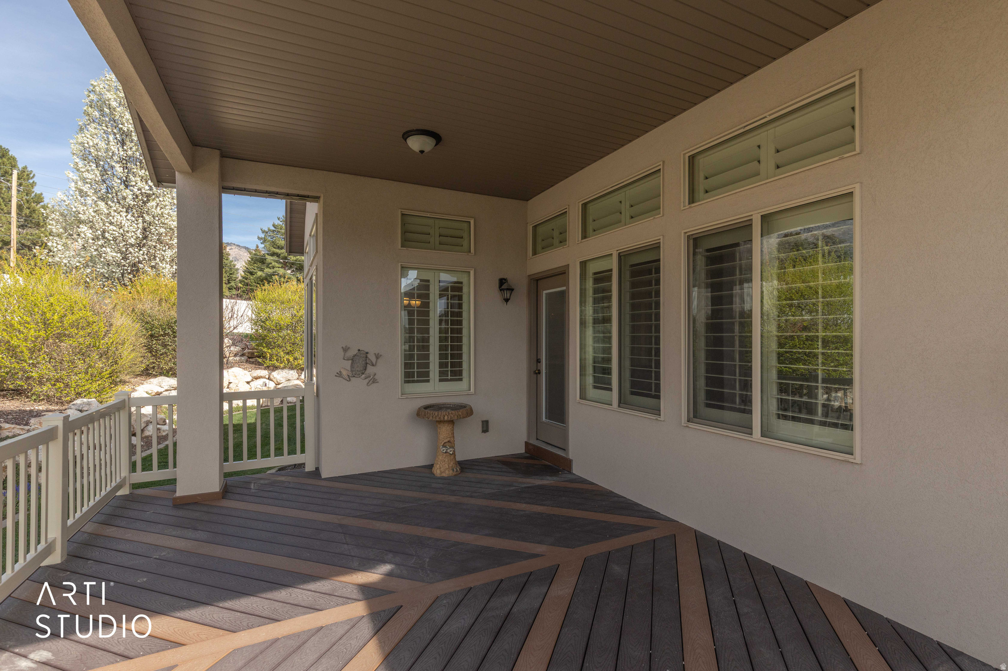 502 W ALDER CREEK DR