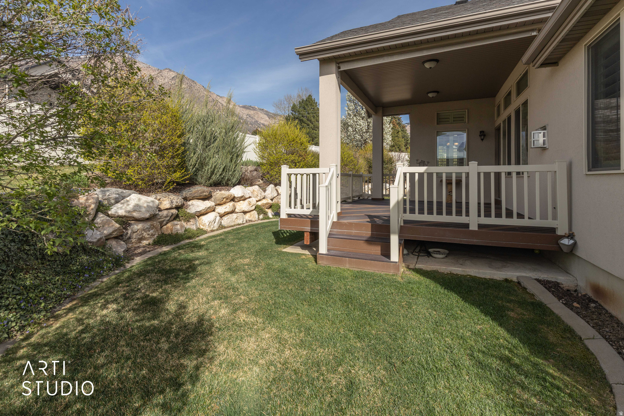 502 W ALDER CREEK DR