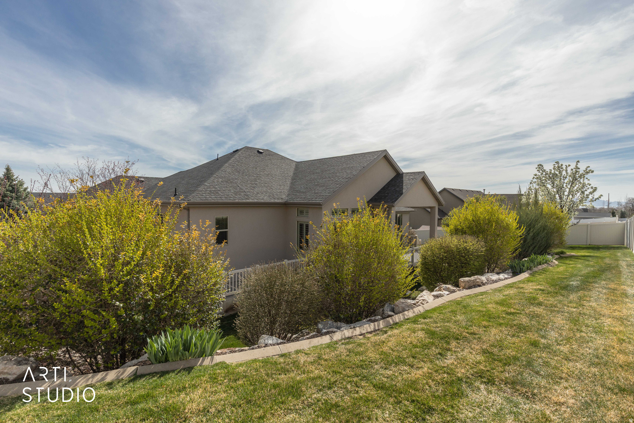 502 W ALDER CREEK DR