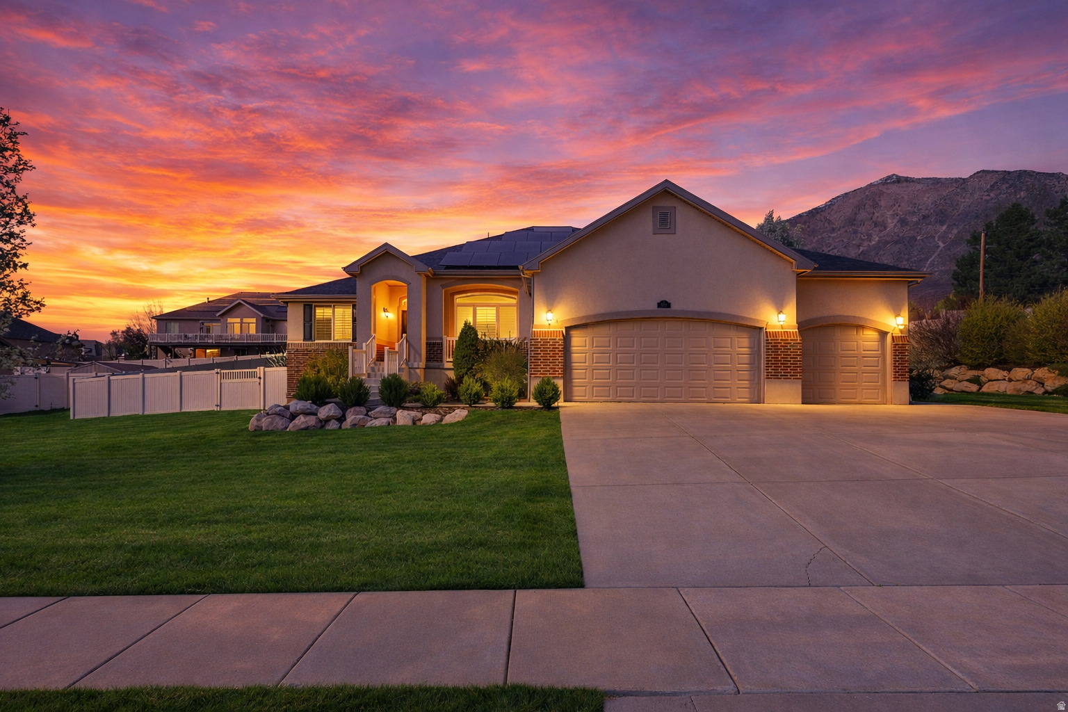 502 W ALDER CREEK DR