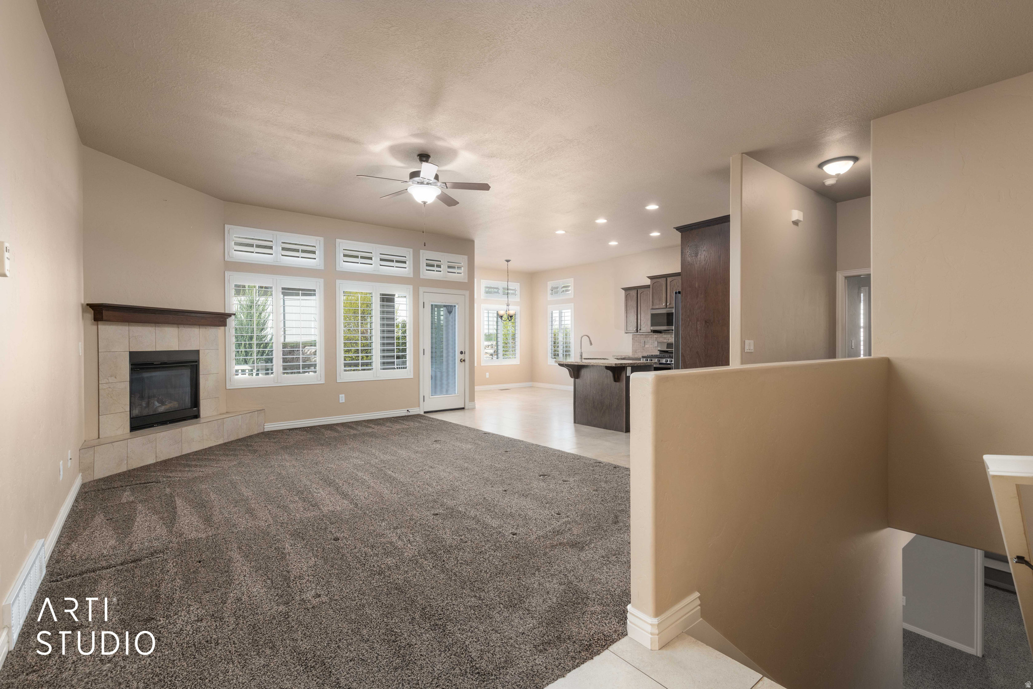 502 W ALDER CREEK DR