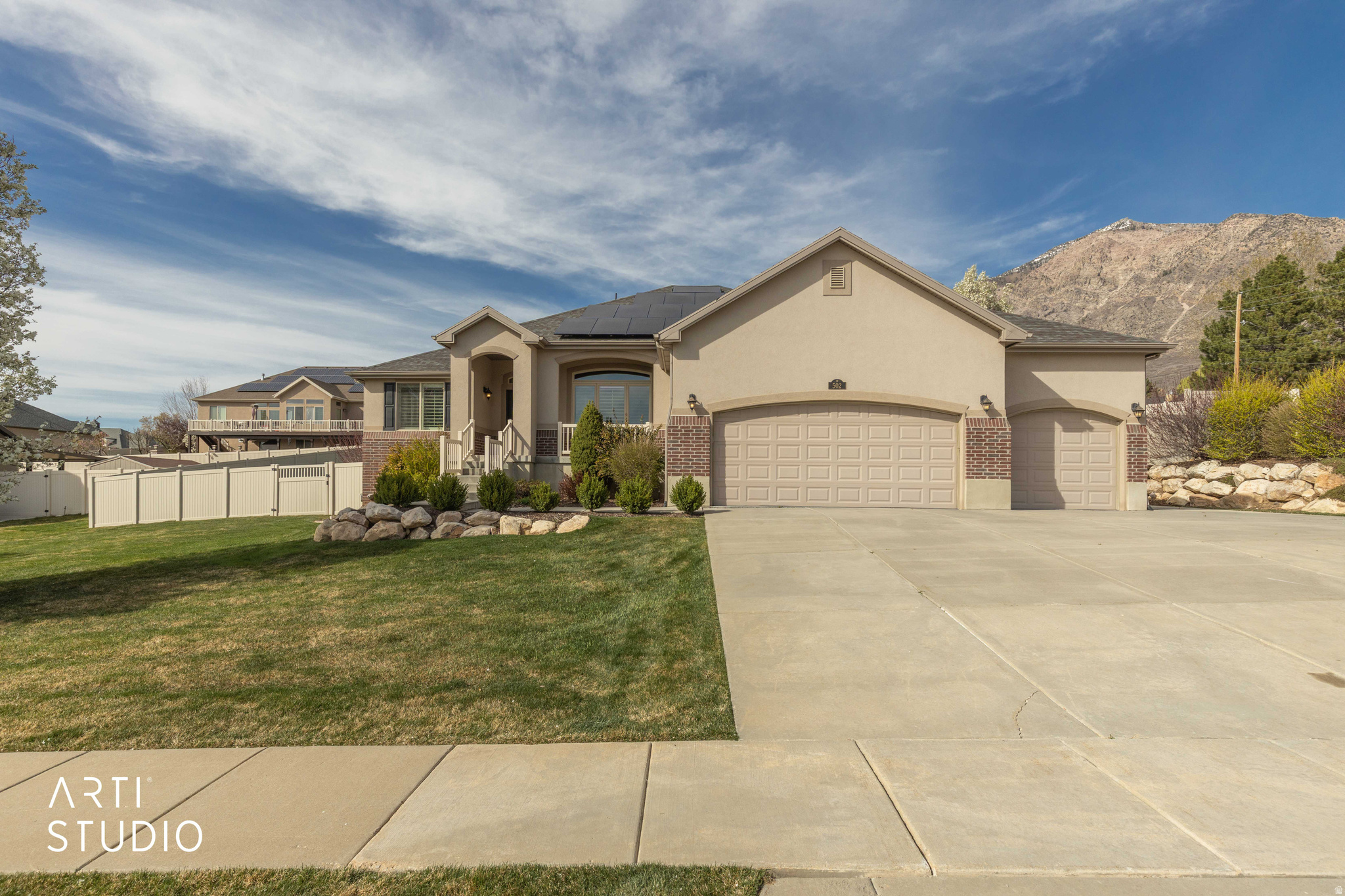 502 W ALDER CREEK DR