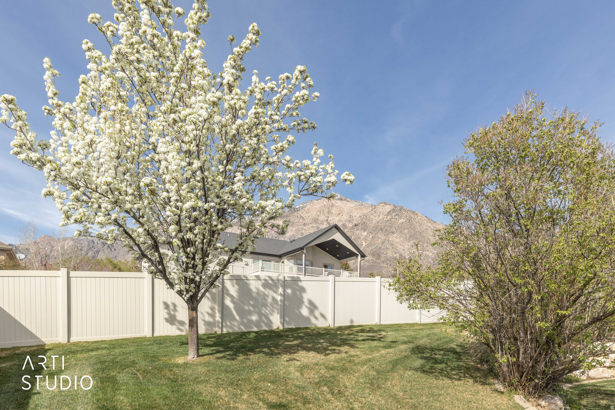 502 W ALDER CREEK DR