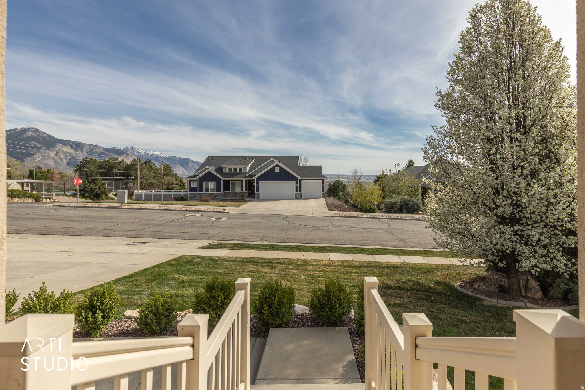 502 W ALDER CREEK DR