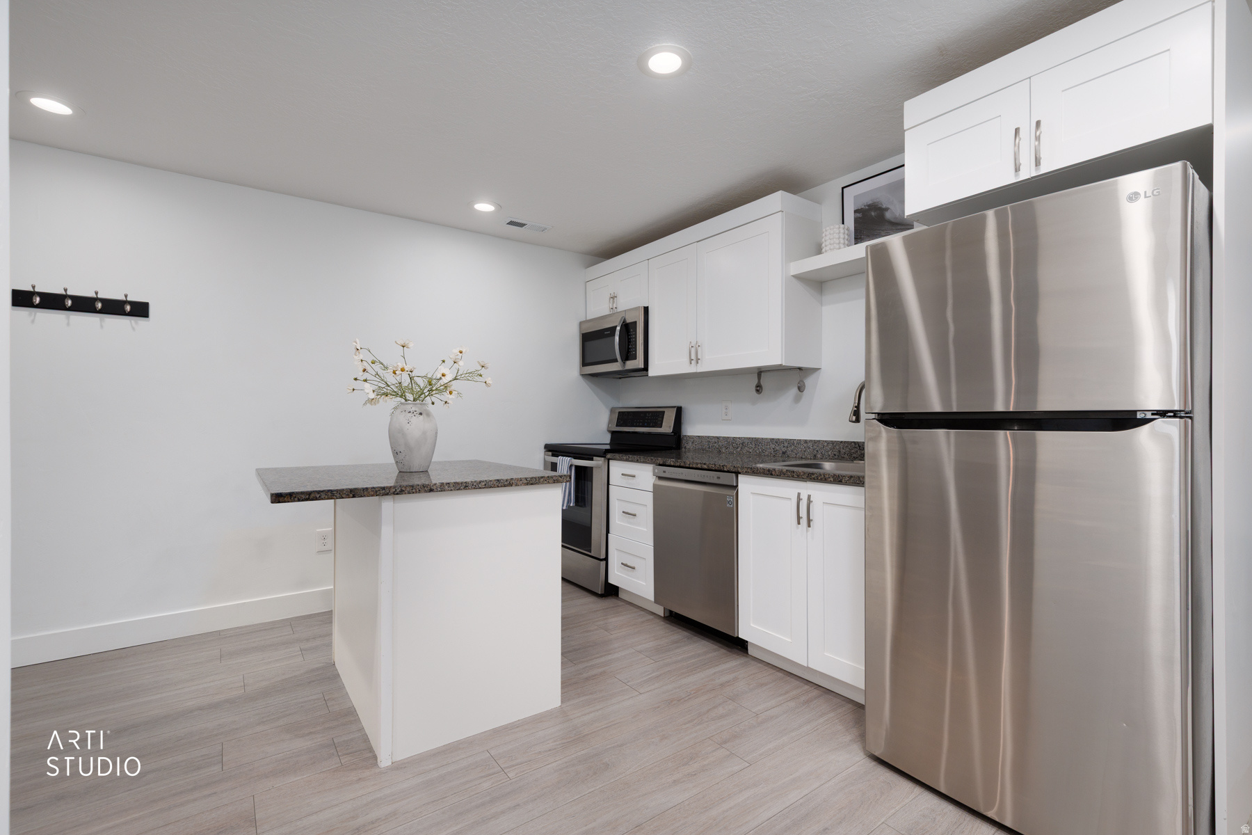 3788 W TOTTORI DUNE DR