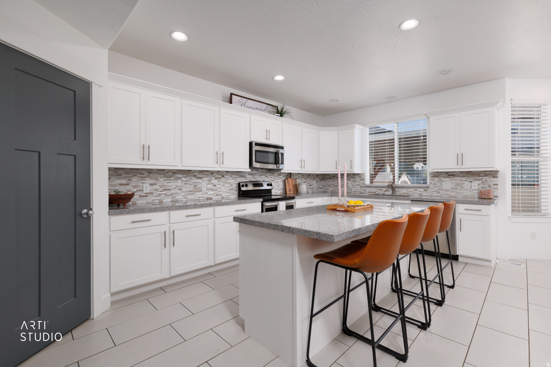 3788 W TOTTORI DUNE DR