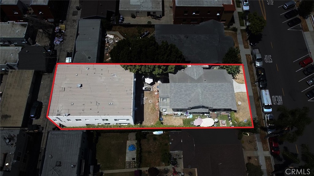 833 Cedar Avenue