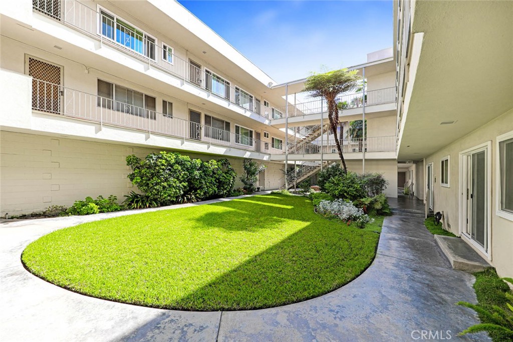 3101 E 2nd Street 4A