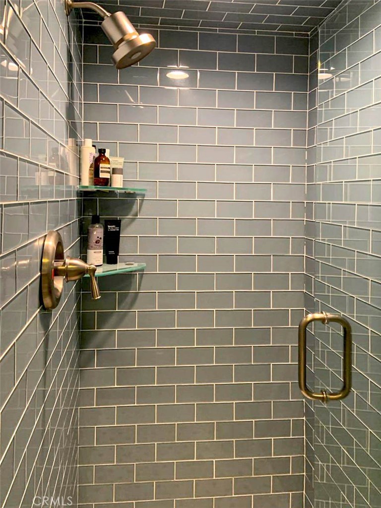 3101 E 2nd Street 4A