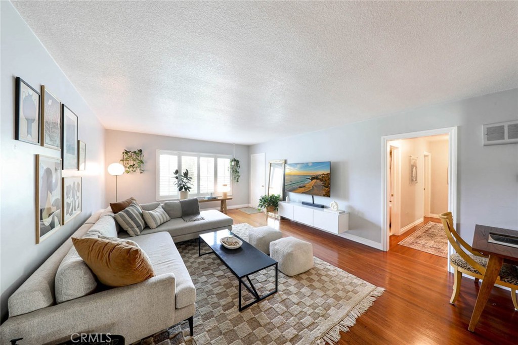 3101 E 2nd Street 4A