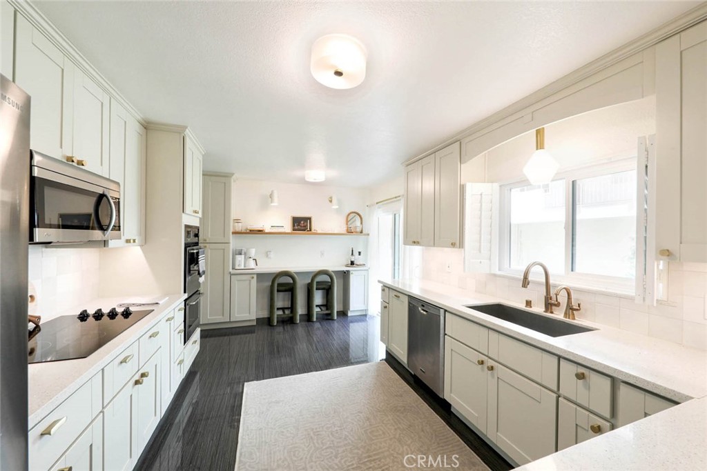 3101 E 2nd Street 4A