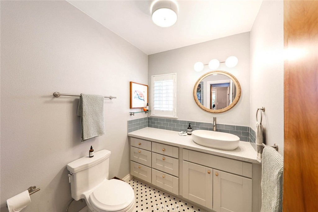 3101 E 2nd Street 4A