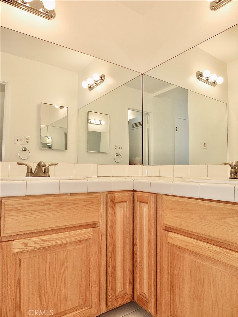 1750 E Ocean Boulevard 601