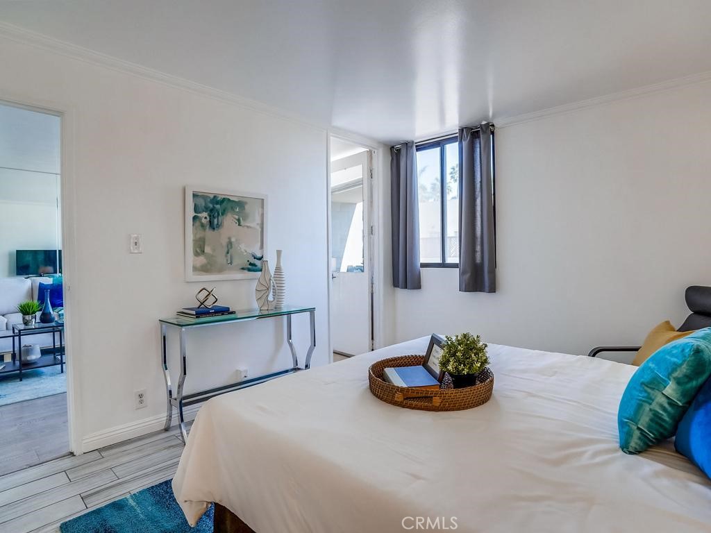 1750 E Ocean Boulevard 203