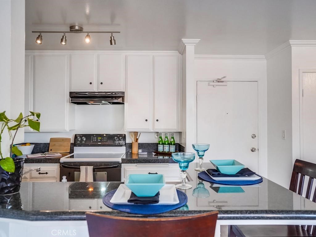 1750 E Ocean Boulevard 203