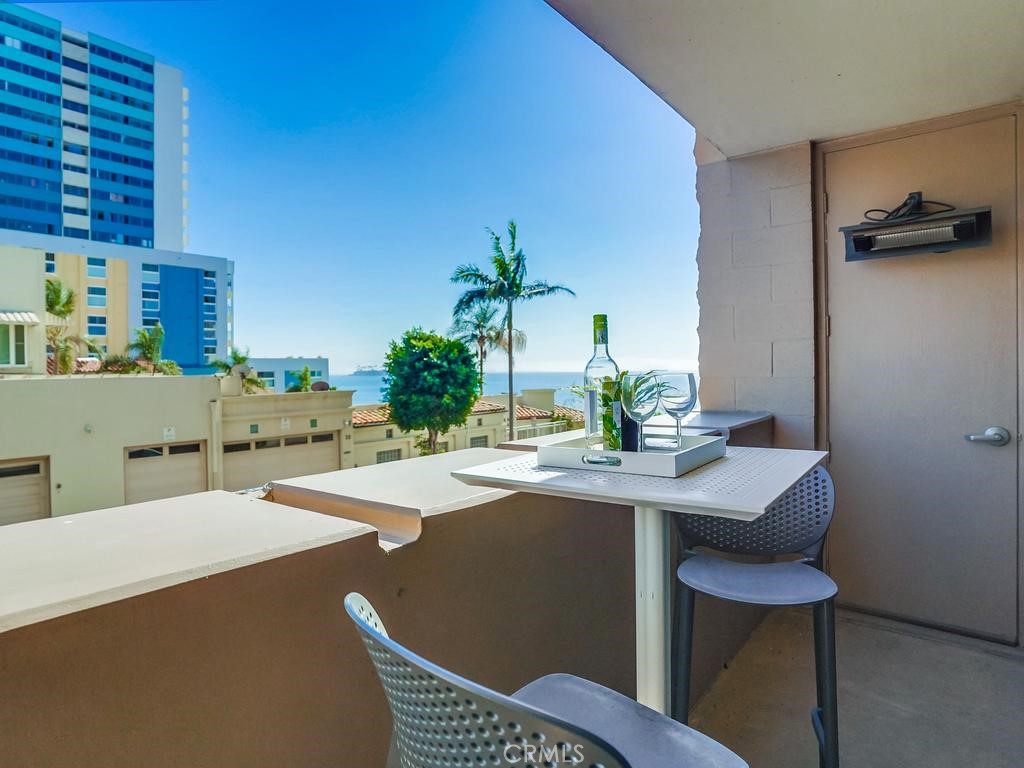 1750 E Ocean Boulevard 203