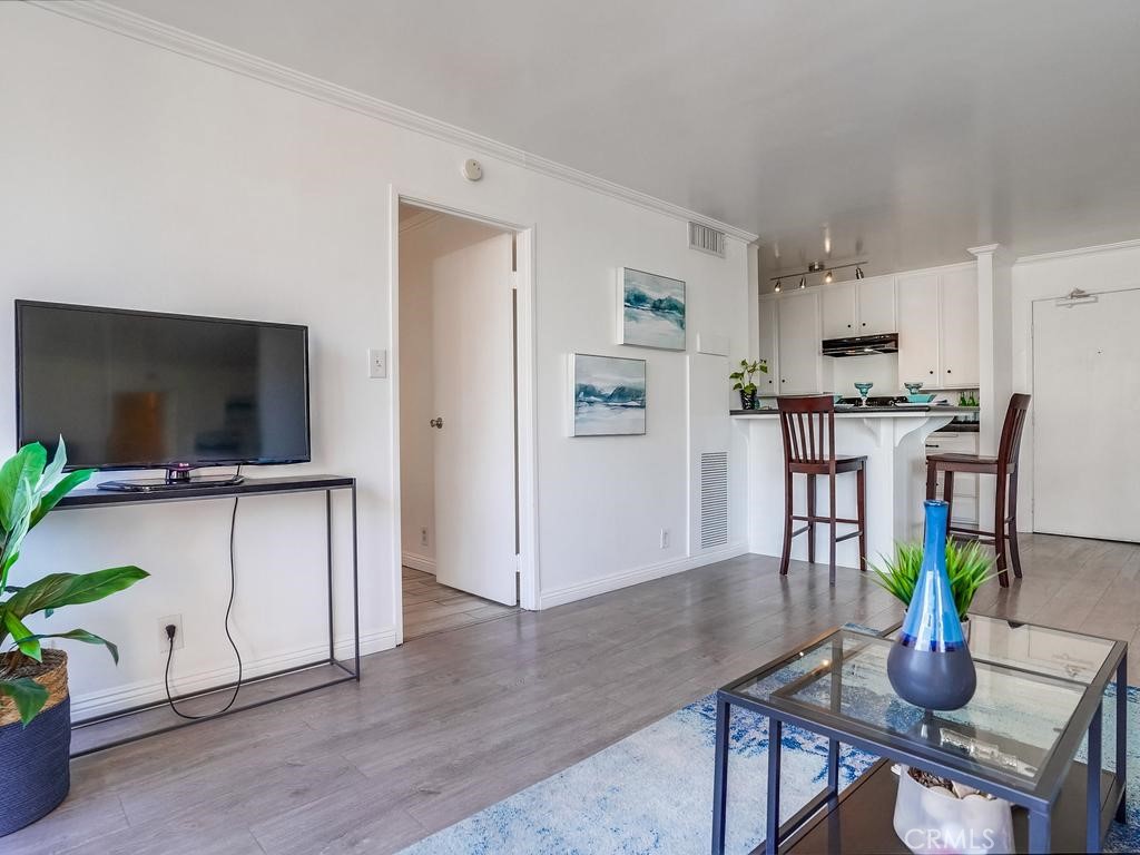 1750 E Ocean Boulevard 203