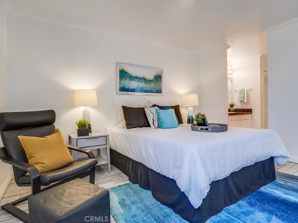 1750 E Ocean Boulevard 203