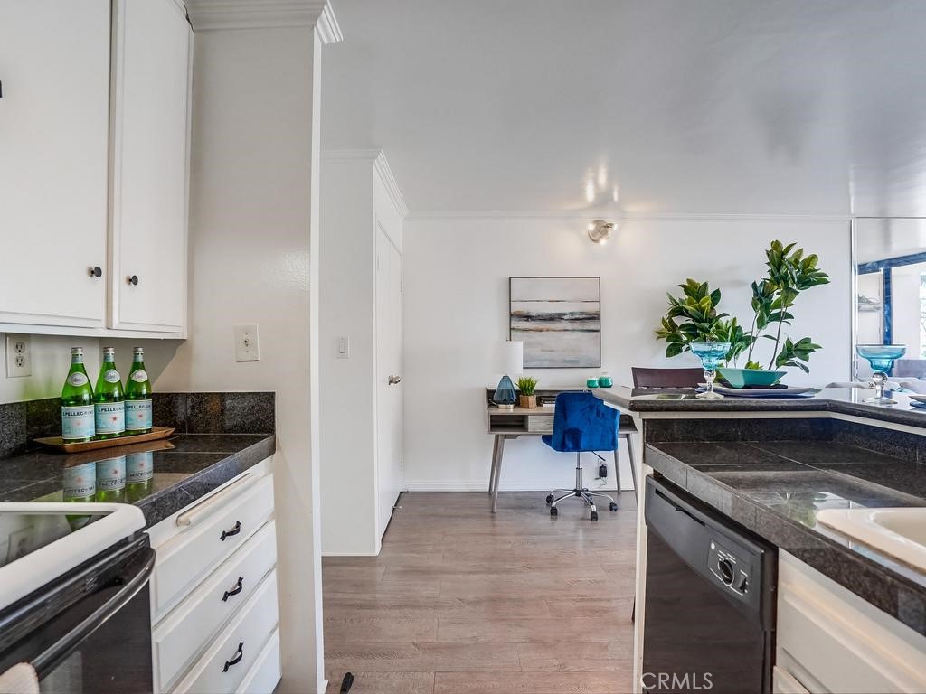 1750 E Ocean Boulevard 203