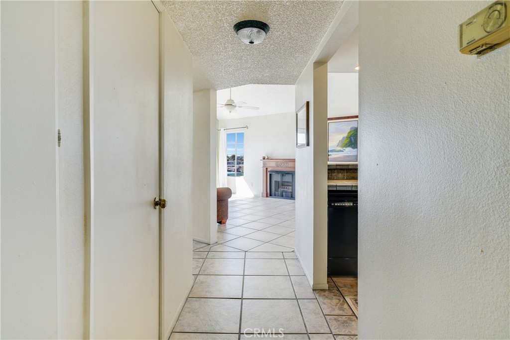 1100 Newport Avenue 402