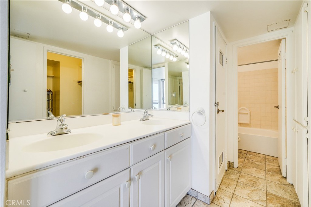 1750 E Ocean Boulevard 503