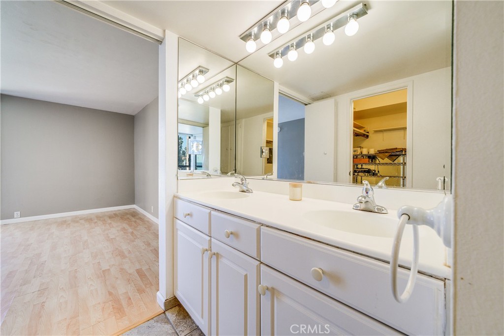 1750 E Ocean Boulevard 503