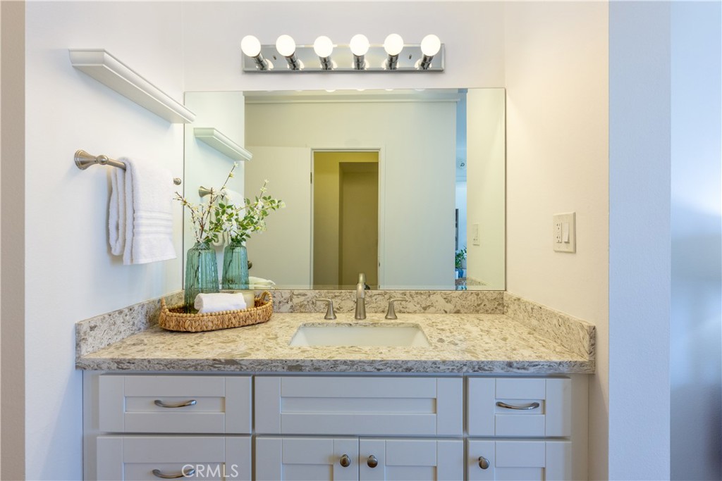 1750 E Ocean Boulevard 1004