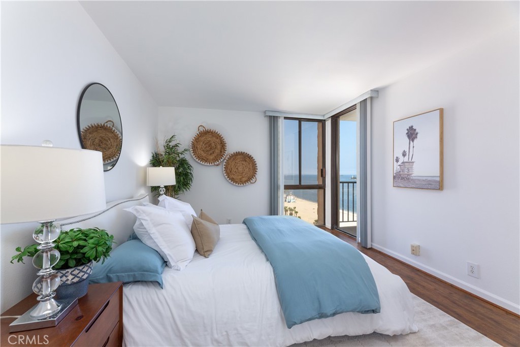 1750 E Ocean Boulevard 1004