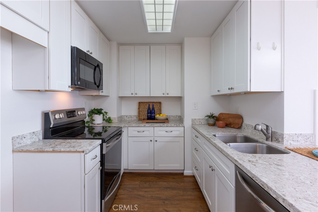 1750 E Ocean Boulevard 1004