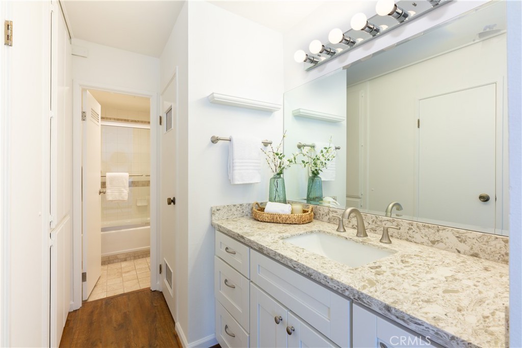 1750 E Ocean Boulevard 1004