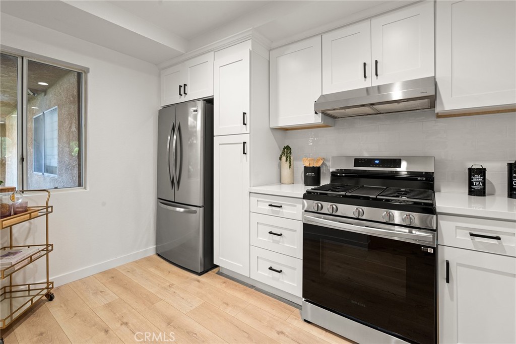 1100 Newport Avenue 206