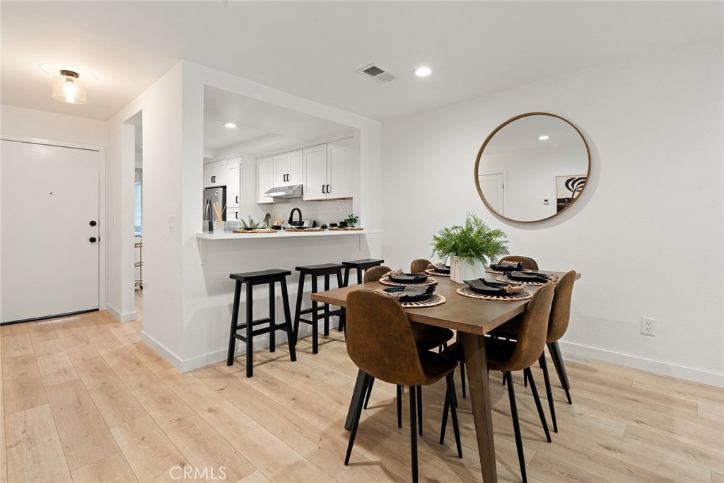 1100 Newport Avenue 206