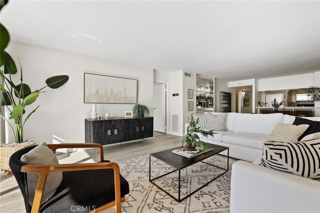 1750 E Ocean Boulevard 309