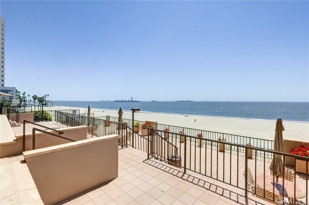 1750 E Ocean Boulevard 309