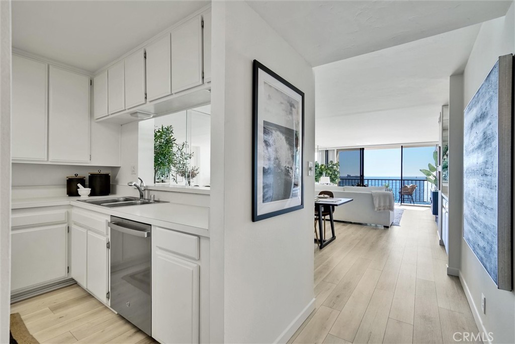 1750 E Ocean Boulevard 309