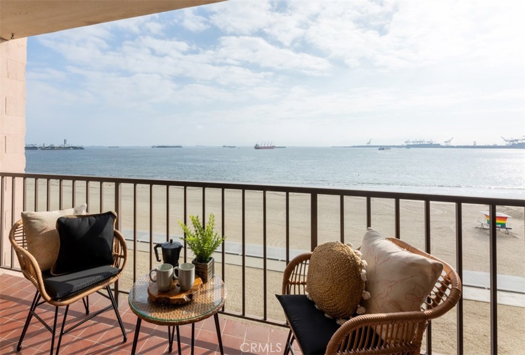 1750 E Ocean Boulevard 309