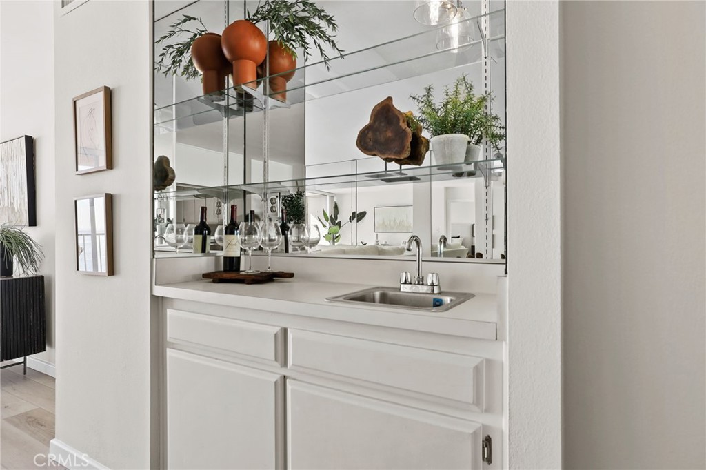 1750 E Ocean Boulevard 309