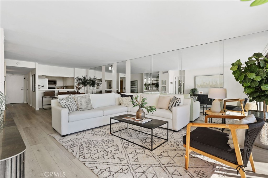 1750 E Ocean Boulevard 309