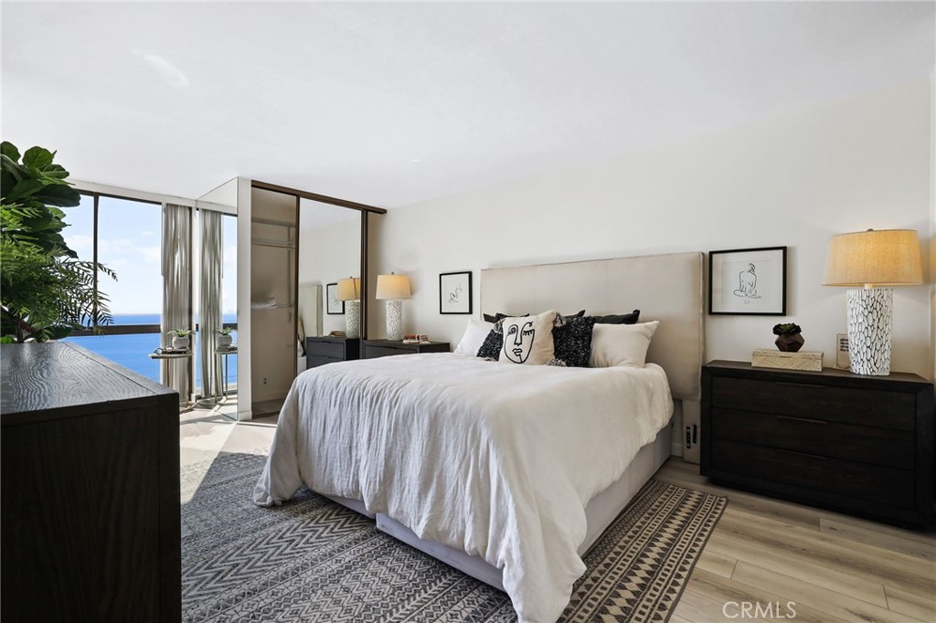 1750 E Ocean Boulevard 309