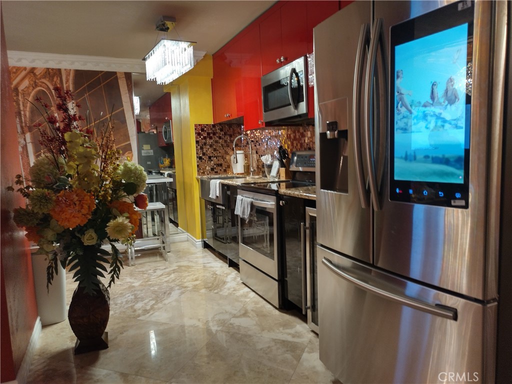 1750 E Ocean Boulevard 407