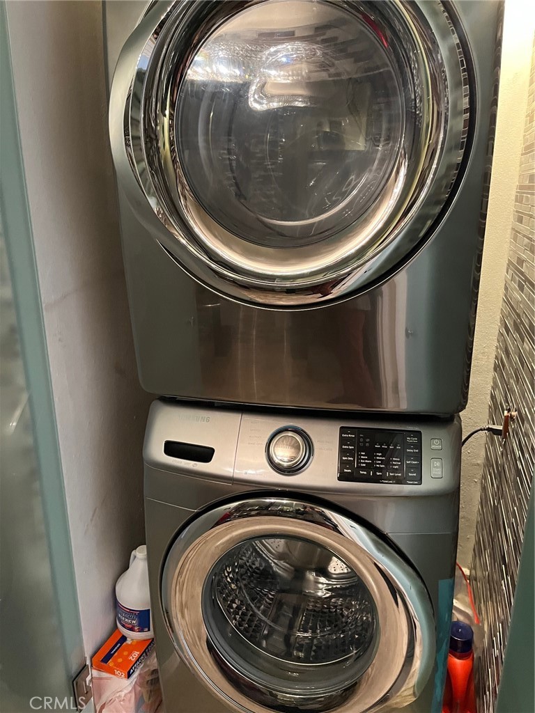 1750 E Ocean Boulevard 407