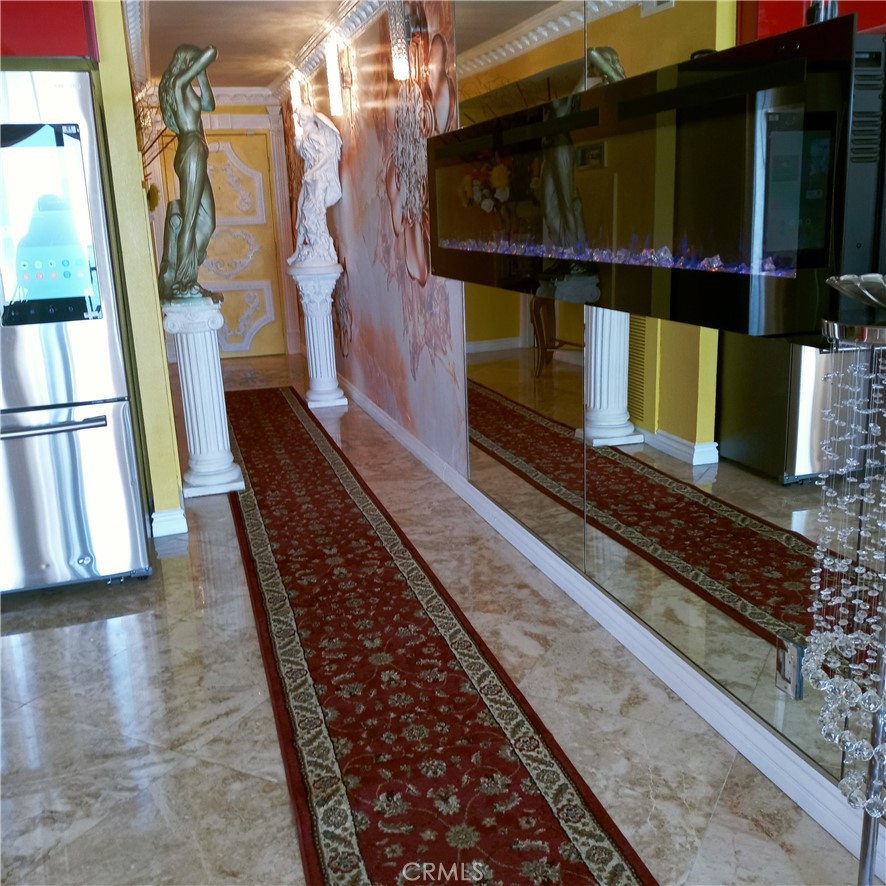 1750 E Ocean Boulevard 407